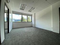UB. One (D14), Factory #514445791